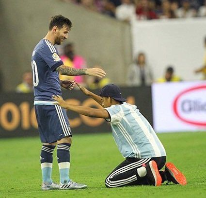 Argentina caminando a la final - Messi