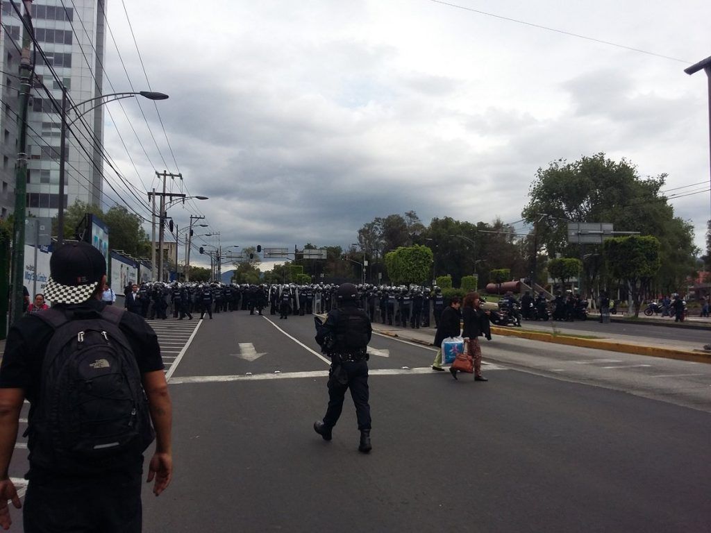 Encapuchados bloquearon Insurgentes - Metrobús-CU-13-1024x768