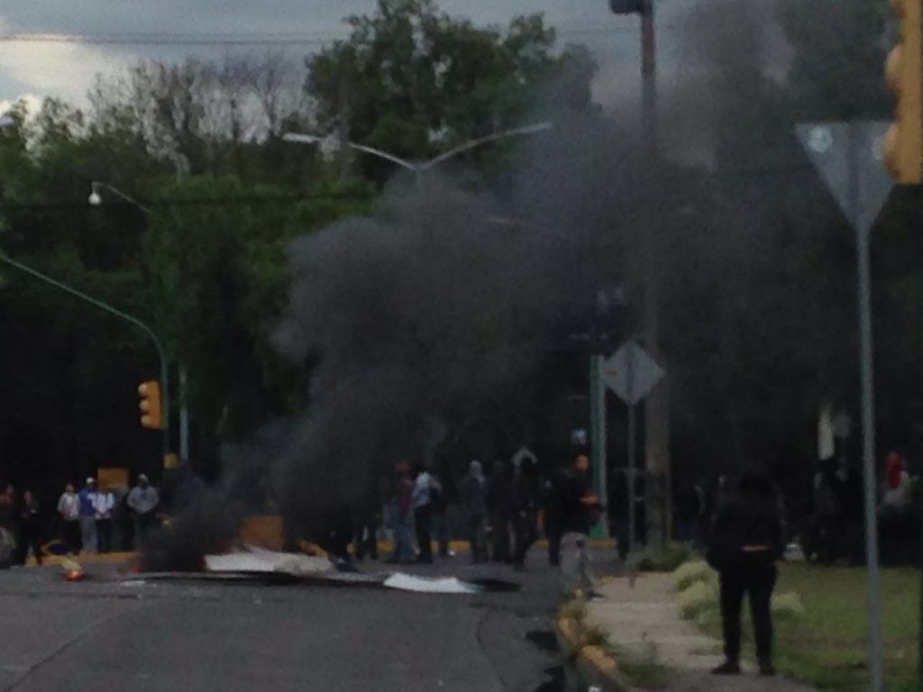 Encapuchados bloquearon Insurgentes - Metrobús-CU-17-1024x768