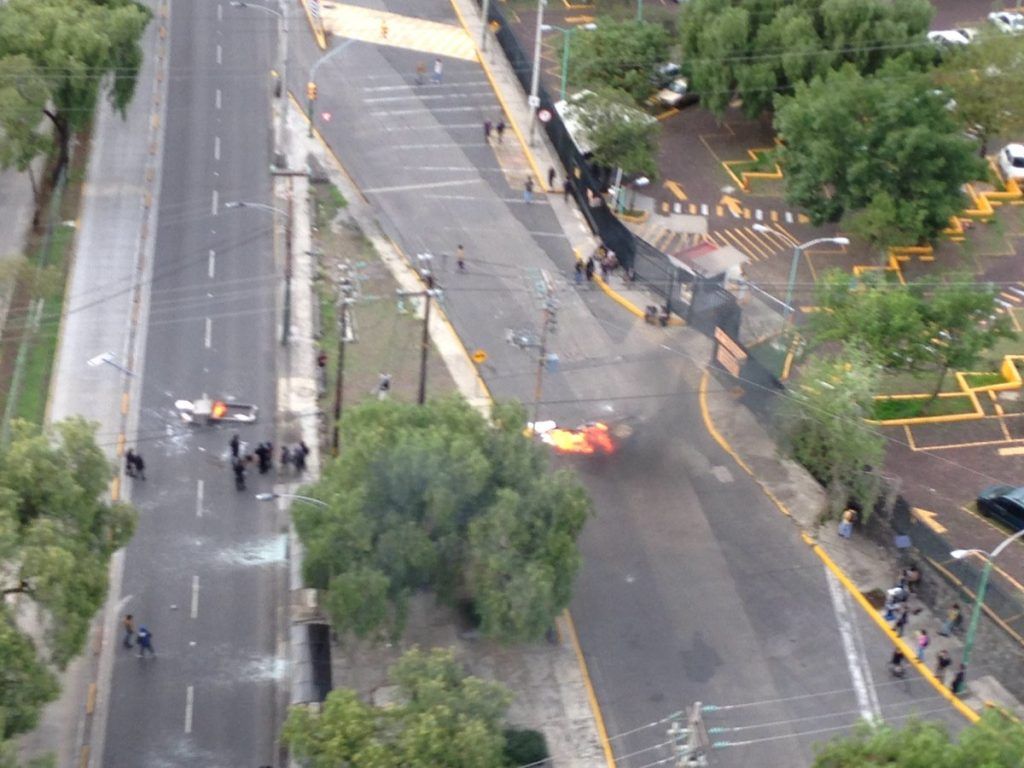 Encapuchados bloquearon Insurgentes - Metrobús-CU-21-1024x768