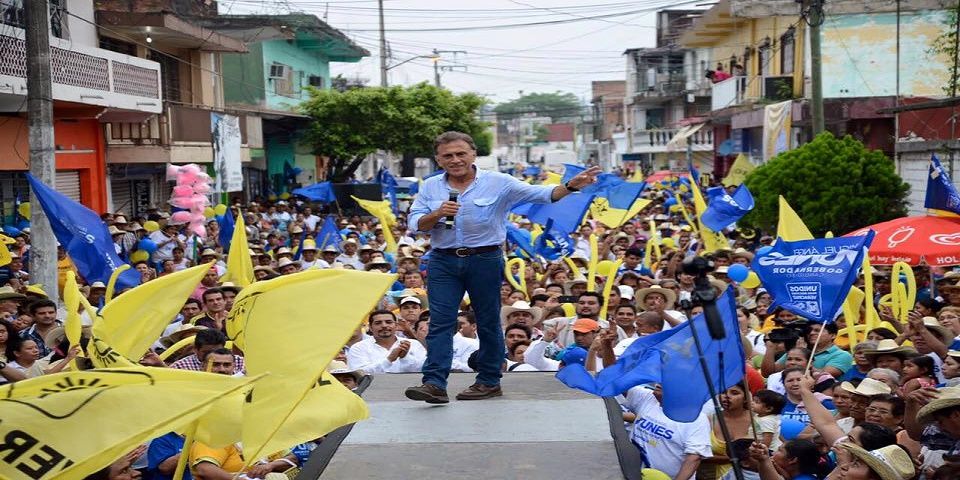 Miguel Ángel Yunes aventaja en conteo rápido de Veracruz