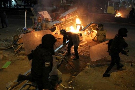 'Que nos dejen trabajar. No más bloqueos de la CNTE': empresarios - Nochixtlan-enfrentamiento-El-Financier