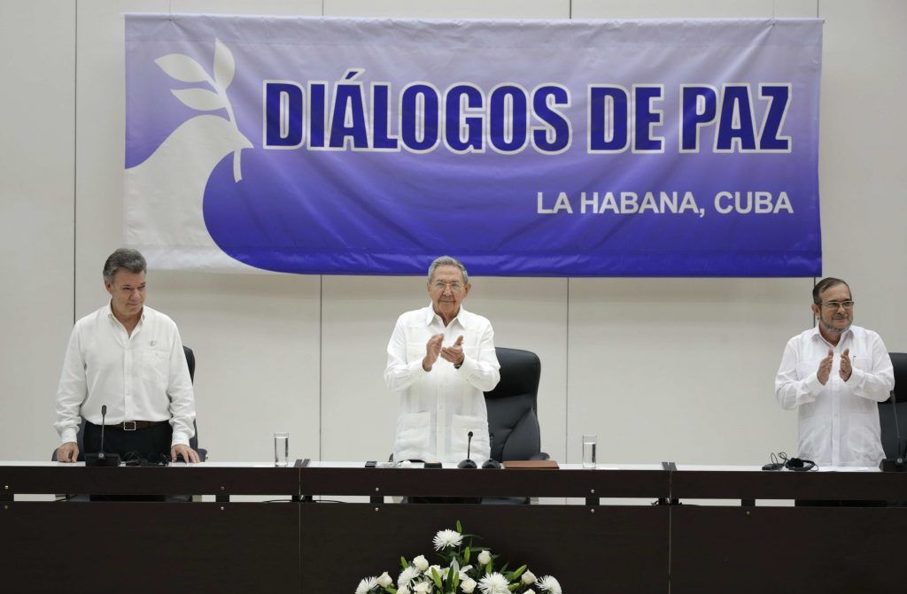 Gobierno de Colombia firma acuerdos de paz con FARC - SOP-AP-SPANI-SPAN-CUB_Tora-1024x671