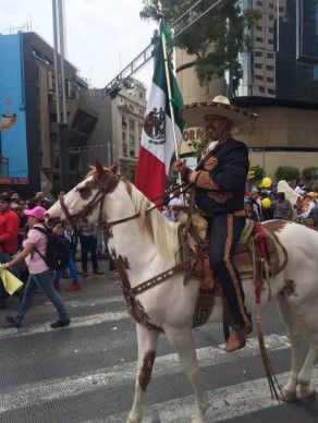 Finaliza marcha del Orgullo Gay en el Zócalo - Screenshot_15