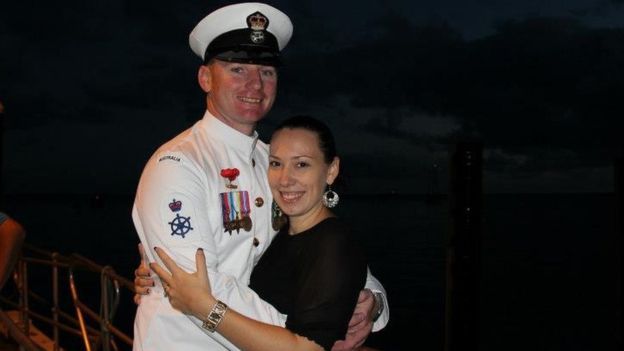 Siri salva a niña de morir asfixiada - Stacey-Gleeson