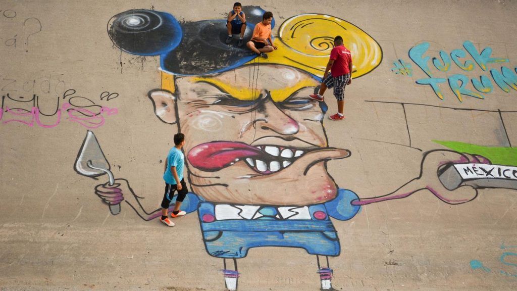Pintan mural de Donald Trump en la frontera - Trump-Ciudad-Juárez-3-1024x576