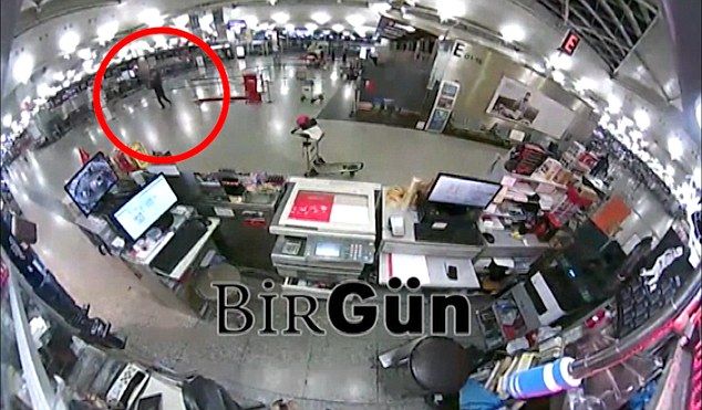 Difunden nuevo video de los ataques del Aeropuerto de Estambul