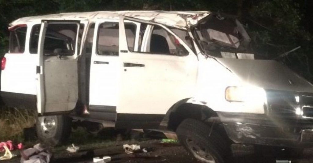 Mueren tres mexicanos en accidente en Virginia - Virginia-Camioneta-1024x535