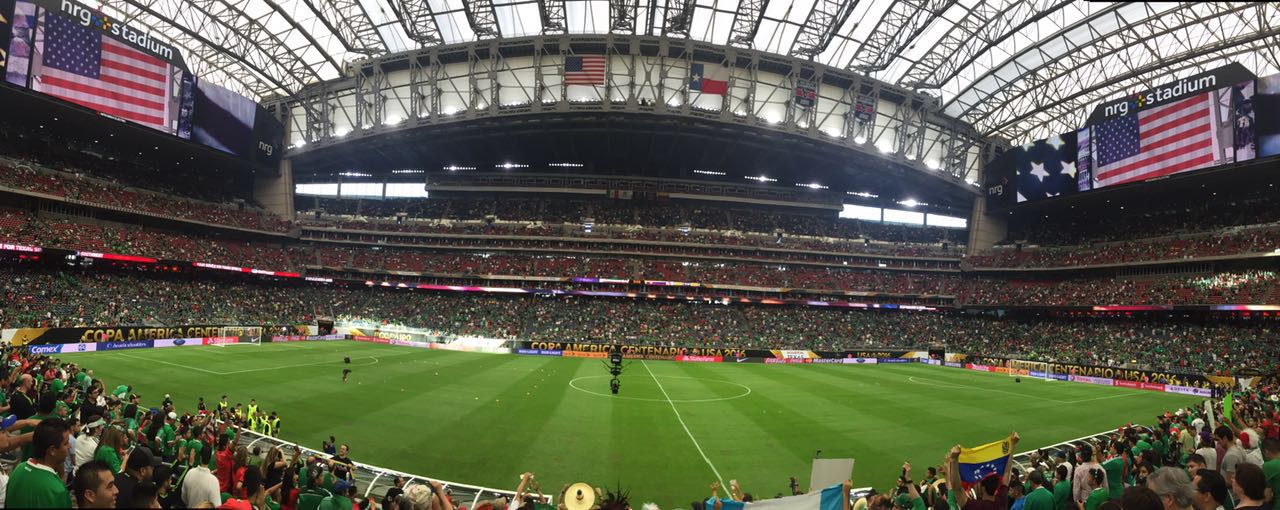 Galería: aficionados mexicanos apoyan previo al partido contra Venezuela - WhatsApp-Image-20160613-4