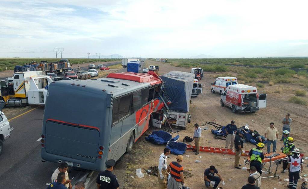 Diez muertos y 27 heridos por choque en Chihuahua - accidente-juarez