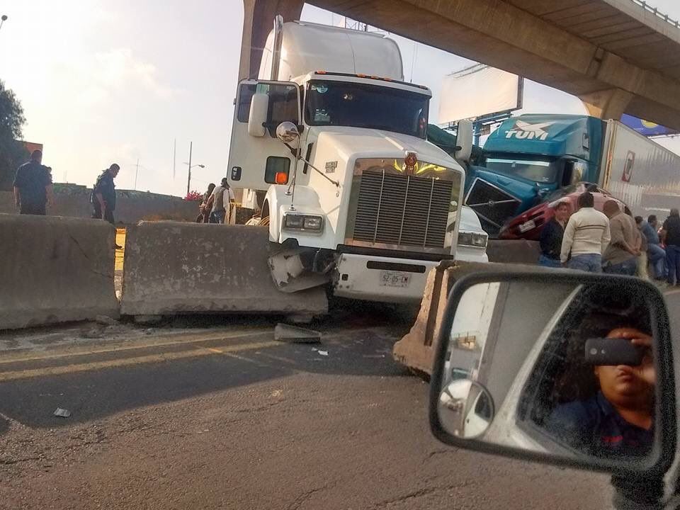 Accidente en la México-Querétaro provoca caos vial - accidente-mexico-queretaro-1