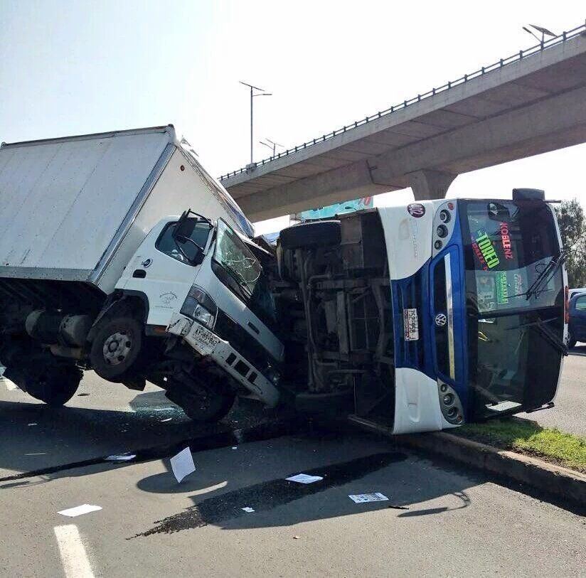 Choque múltiple en Periférico Norte deja 15 heridos - accidente-periferico-norte-3