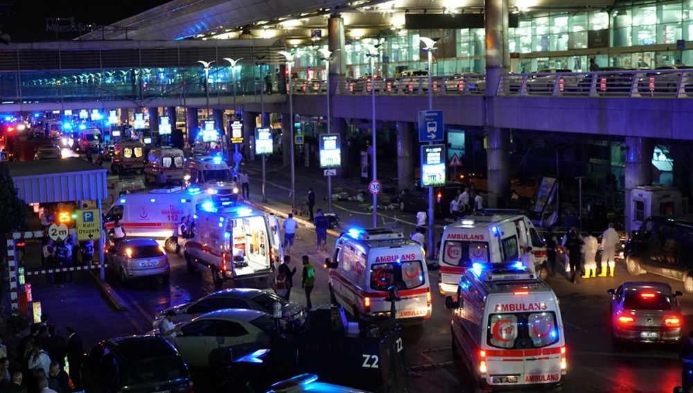 No hay mexicanos afectados tras atentados en aeropuerto de Estambul: embajadora en Turquía