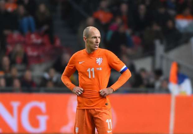 El once de los jugadores que se perderán la Euro - arjen-robben