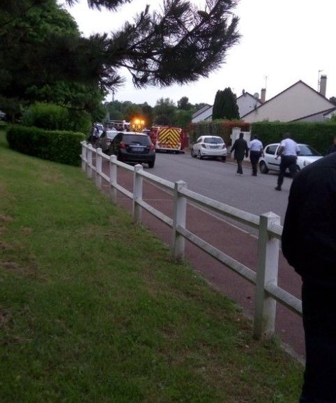 Abaten a asesino de policía y esposa en Francia