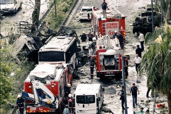 Ataque bomba en Estambul deja 11 muertos