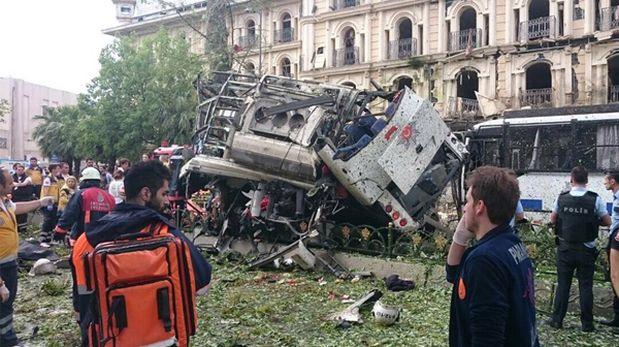Ataque bomba en Estambul deja 11 muertos - ataque-istambul-Jakoben1789