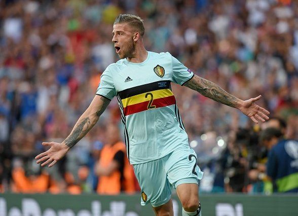 Bélgica pasa caminando a cuartos de la Euro