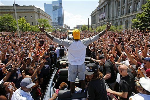 LeBron se convierte en agente libre para quedarse en Cleveland - c5179c19c8652f209d0f6a706700bf2a