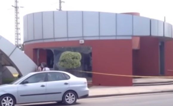 Explota artefacto en sucursal de CFE en Oaxaca