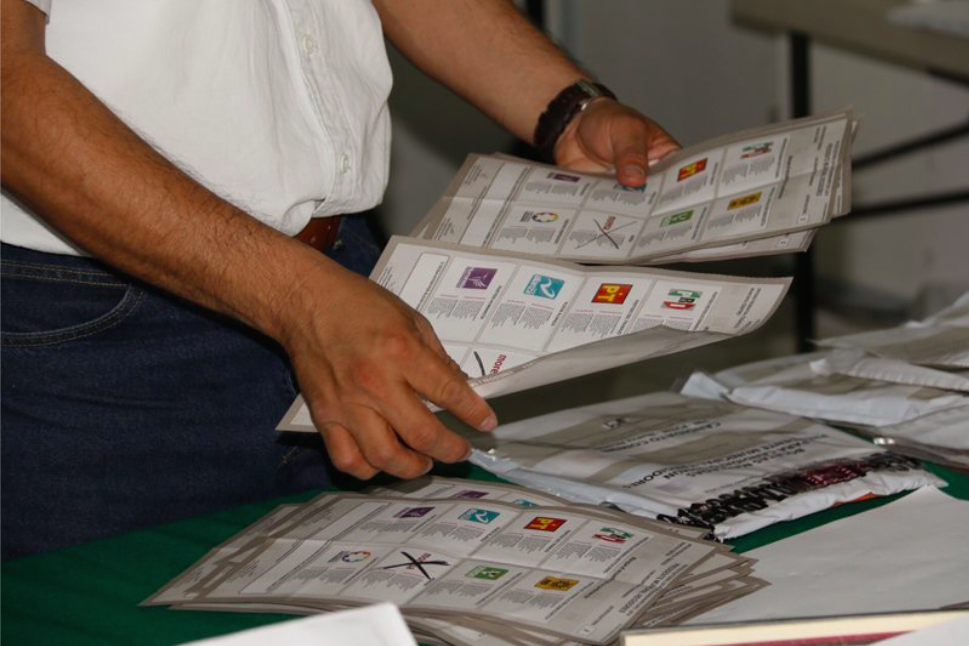 "Error humano" dio victoria al PAN en Yucatán - conteo-ine2