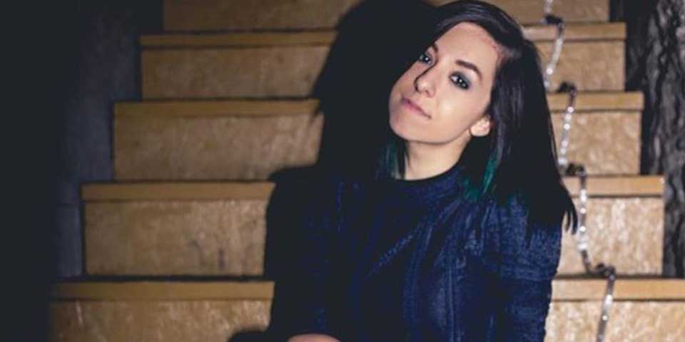 Muere cantante de The Voice tras ataque en Florida