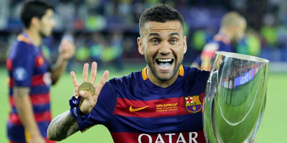 Dani Alves confirma que jugará en la Juventus