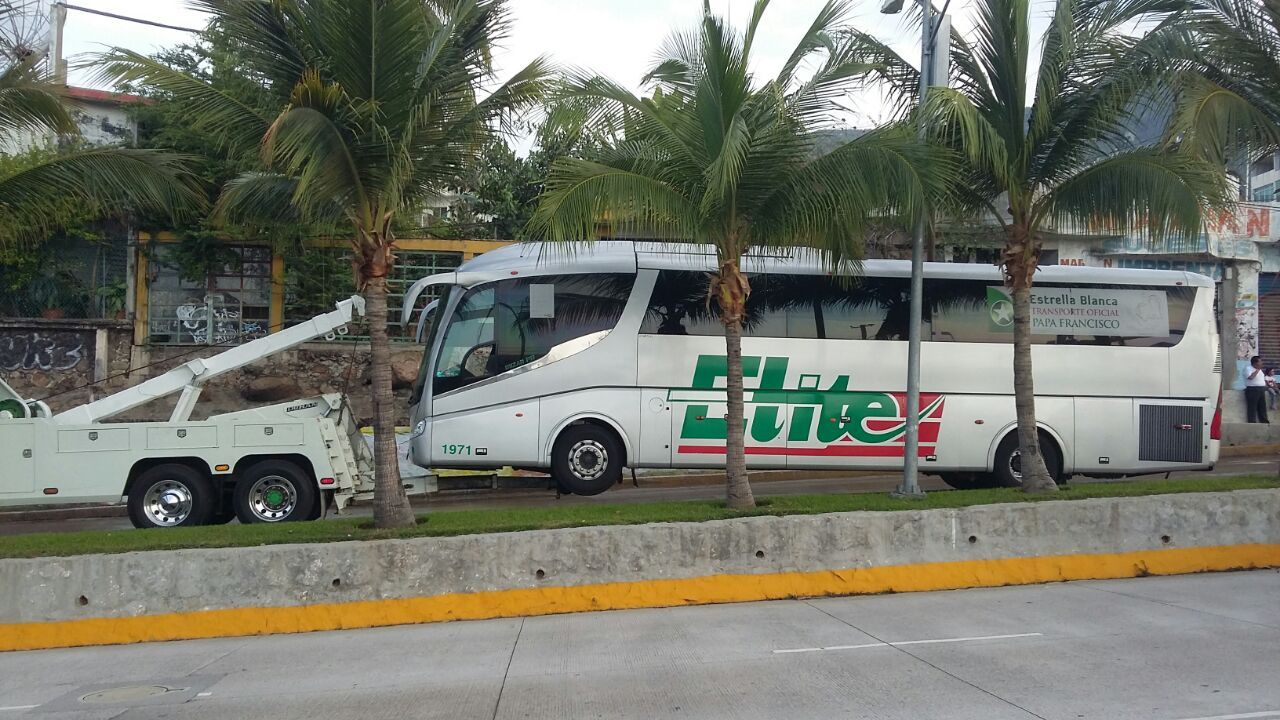 Choque de camiones en Acapulco deja 41 heridos - dcc9ea7a-2150-4d46-9c5b-dd97de8cd37f