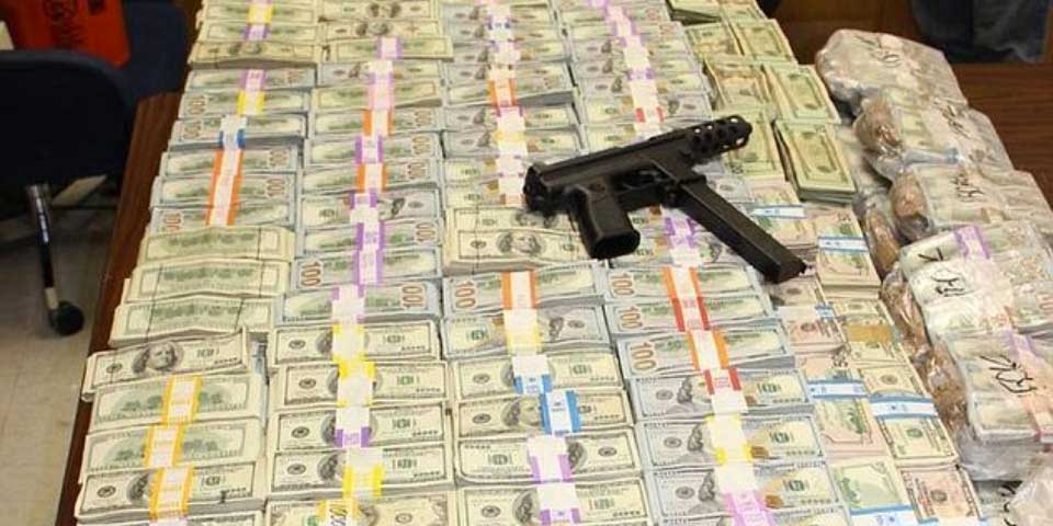 Decomisan 24 mdd en Miami Decomisan 24 mdd en Miami