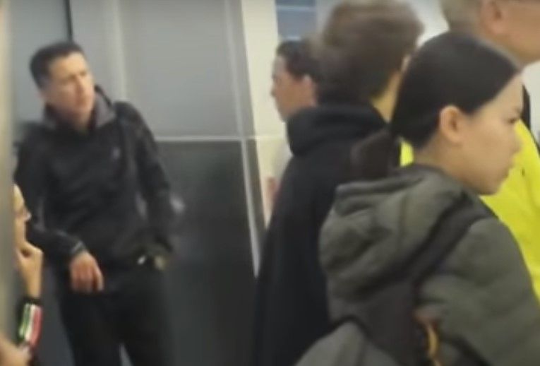 Video: captan a Juan Carlos Osorio discutiendo con Santiago Baños