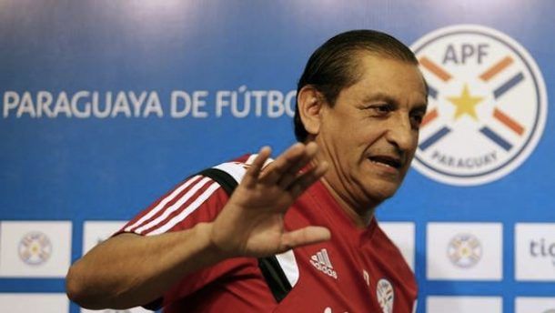 Pelado Díaz abandona la selección de Paraguay