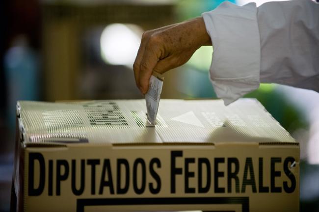Reabren casilla electoral de Zaragoza y Circunvalación - elecciones-AFP-