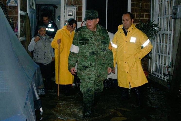 Lluvias provocaron inundaciones en Iztapalapa - encharcamientos-iztapalapa-Del_Iztapalapa