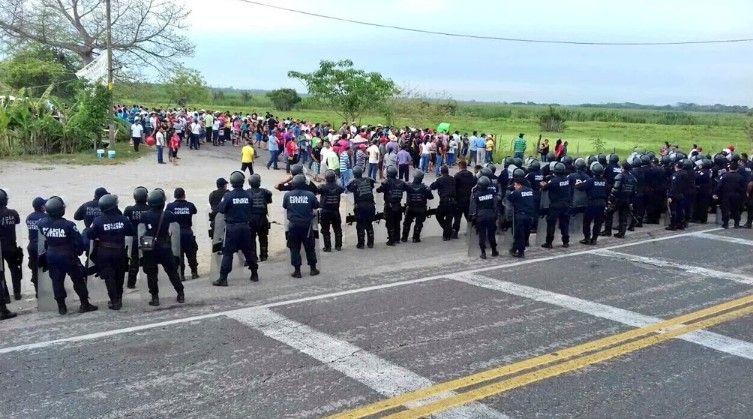 Al menos 25 heridos por enfrentamiento en Tabasco - enfrentamiento-tamulte-internet2