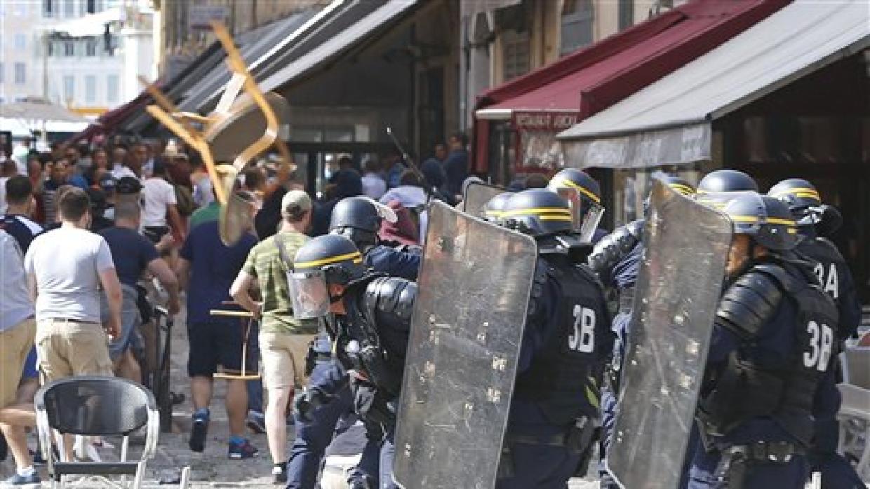 Eurocopa suma 557 personas detenidas por enfrentamientos - eurodetenidos-4