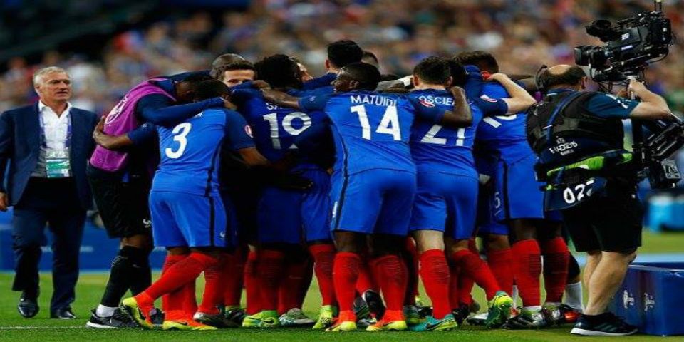 Francia gana en el inicio de la Euro 2016