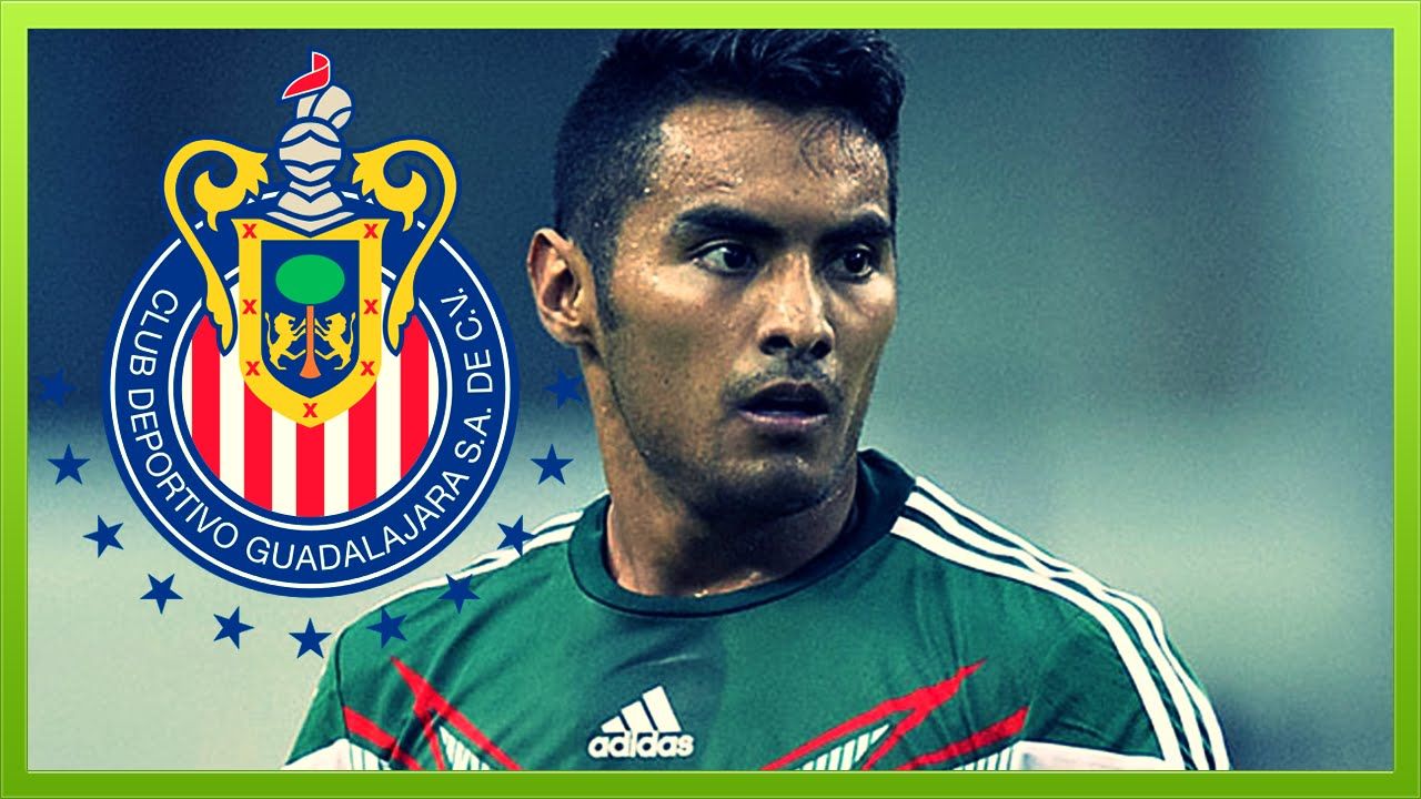 “Gallito” Vázquez, nuevo jugador de Chivas