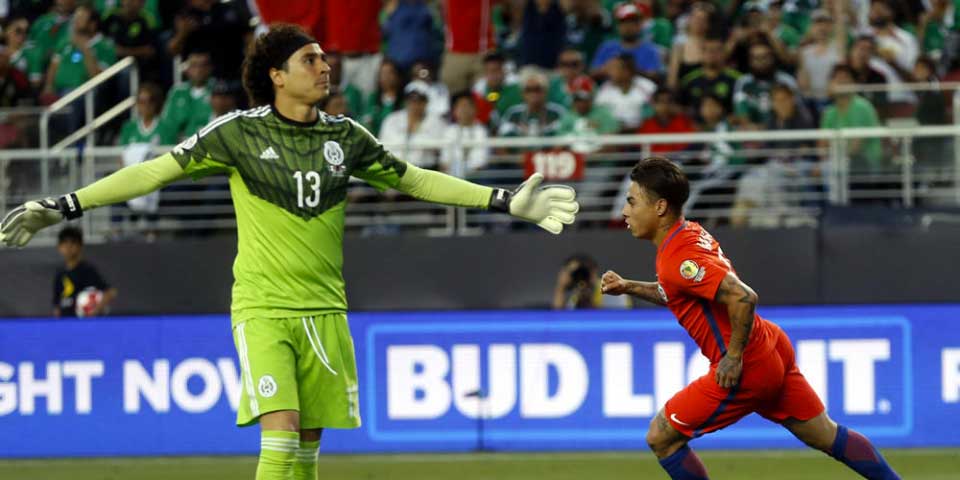 ‘La gente está en su derecho de expresarse’: Guillermo Ochoa