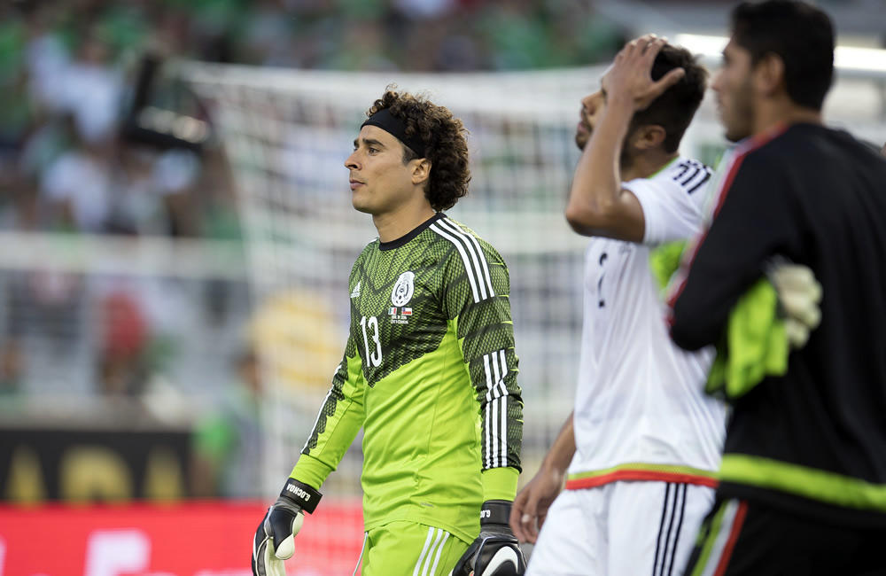 'La gente está en su derecho de expresarse': Guillermo Ochoa - guillermo-ochoa