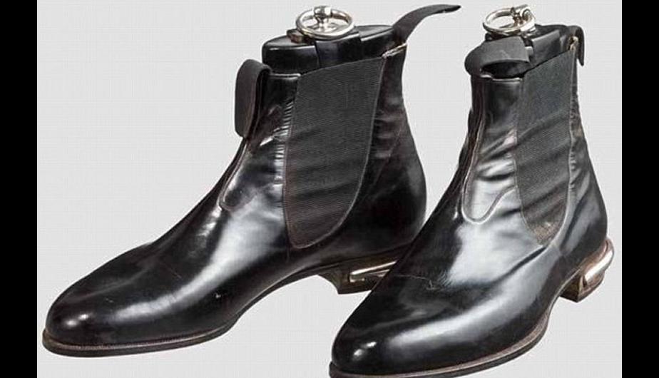 Subastarán prendas de Adolf Hitler - hitler-3