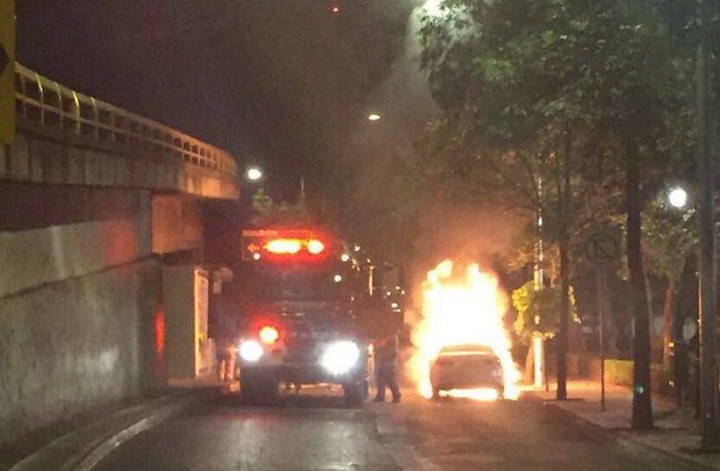 Se incendia BMW en Miguel Hidalgo - incendio-bmw