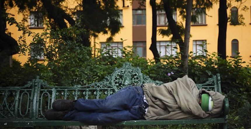 Indigentes gozarán de los servicios sociales de la Ciudad de México