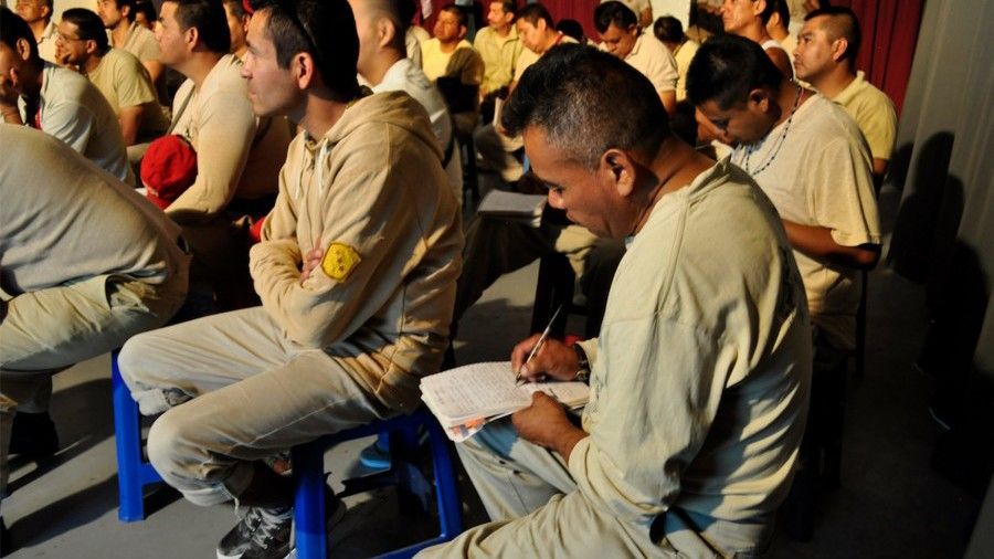 Erick y Tairo: enfermos mentales encarcelados por tiendas millonarias - internos