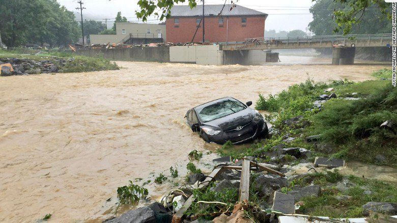 Suman 23 muertos por inundaciones en West Virginia - inundaciones-west-virginia-3
