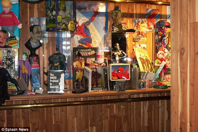 La colección de maniquíes de Michael Jackson - juguetes-1