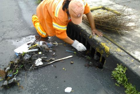 Acumulación de basura causa 50 por ciento de inundaciones en la Ciudad de México - lluvias-df-3