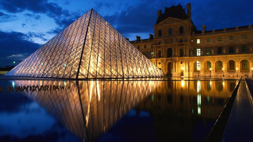 Cerrarán el Louvre por lluvias Cerrarán el Louvre por lluvias