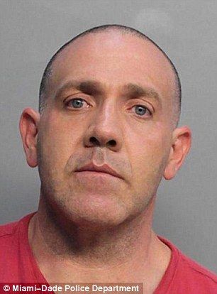 Decomisan 24 mdd en Miami - luis-hernandez-gonzalez