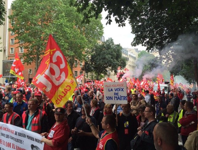 Al menos 26 heridos y 16 detenidos por manifestación en París - manifestacion-Paris-14jun-cmoreldarleux