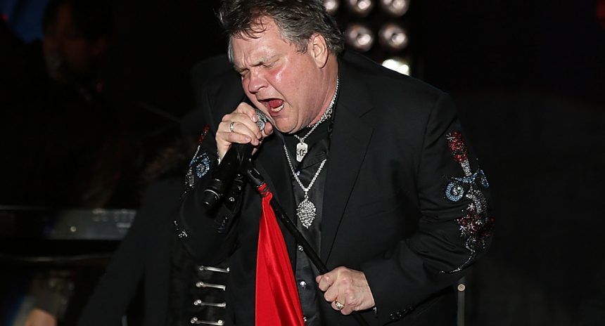 Video: Meat Loaf se desmaya en pleno concierto - meat-loaf